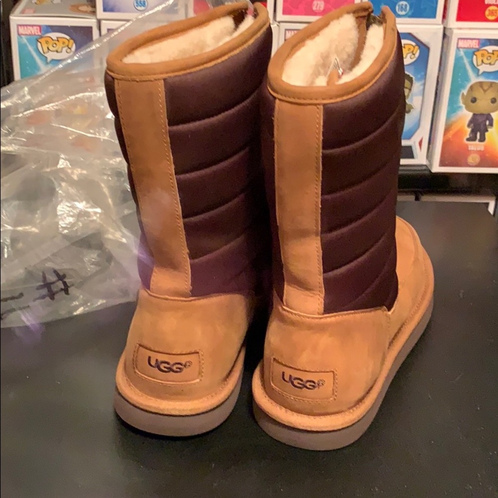 Ugg boots (fits like a 9)